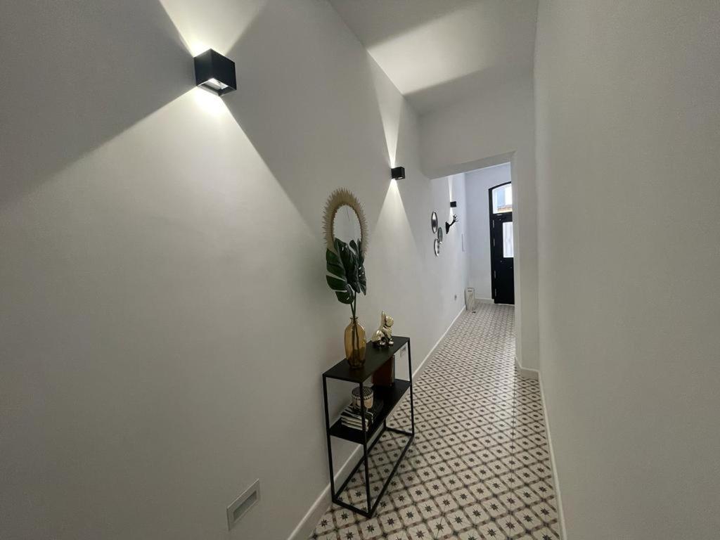 Apartamentos Sol Y Luna La Linea de la Concepcion Ngoại thất bức ảnh