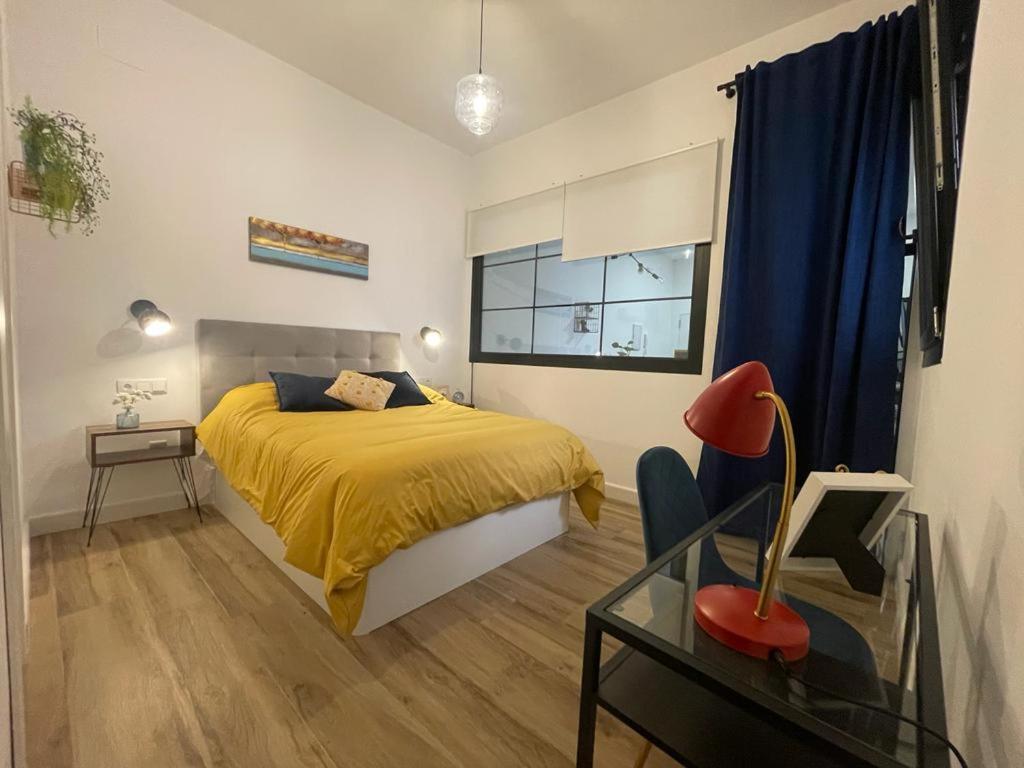 Apartamentos Sol Y Luna La Linea de la Concepcion Ngoại thất bức ảnh