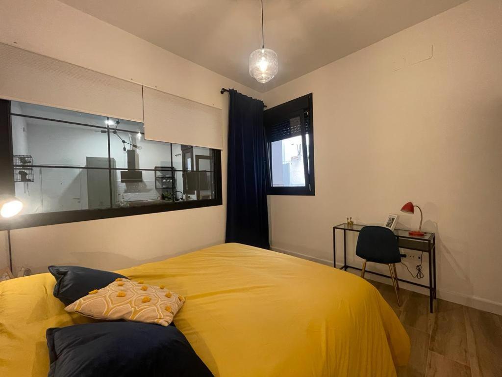 Apartamentos Sol Y Luna La Linea de la Concepcion Ngoại thất bức ảnh