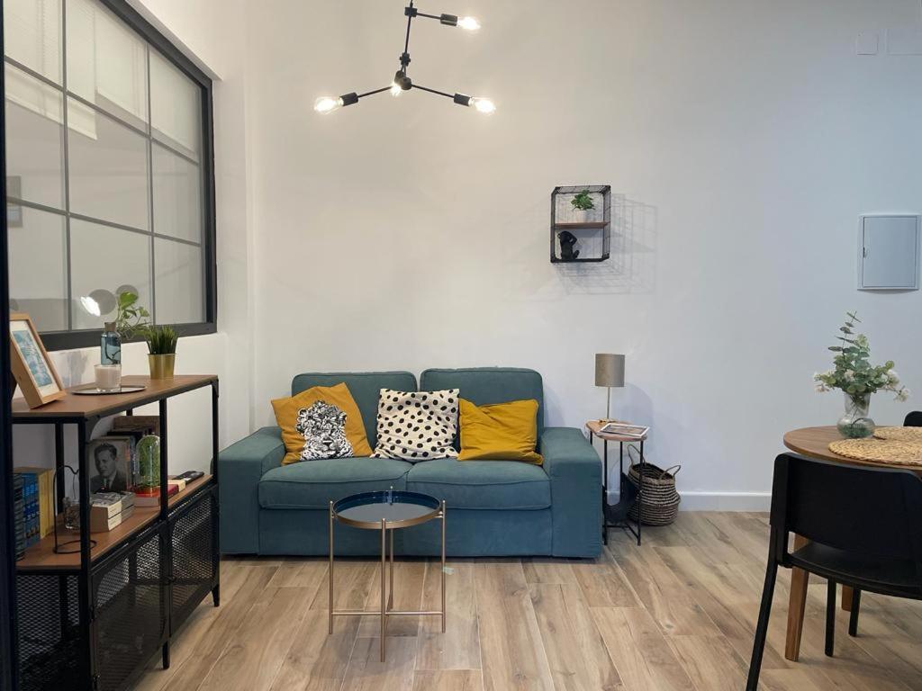 Apartamentos Sol Y Luna La Linea de la Concepcion Ngoại thất bức ảnh
